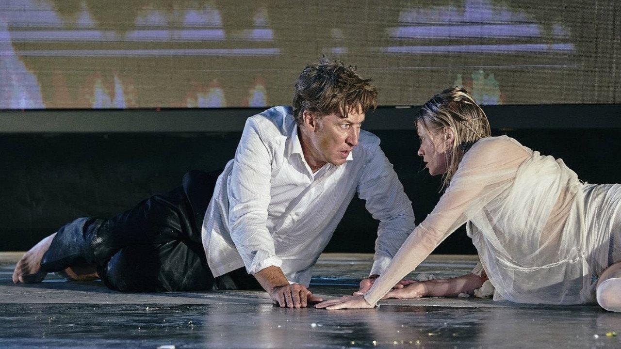 Jedermann - Salzburger Festspiele backdrop