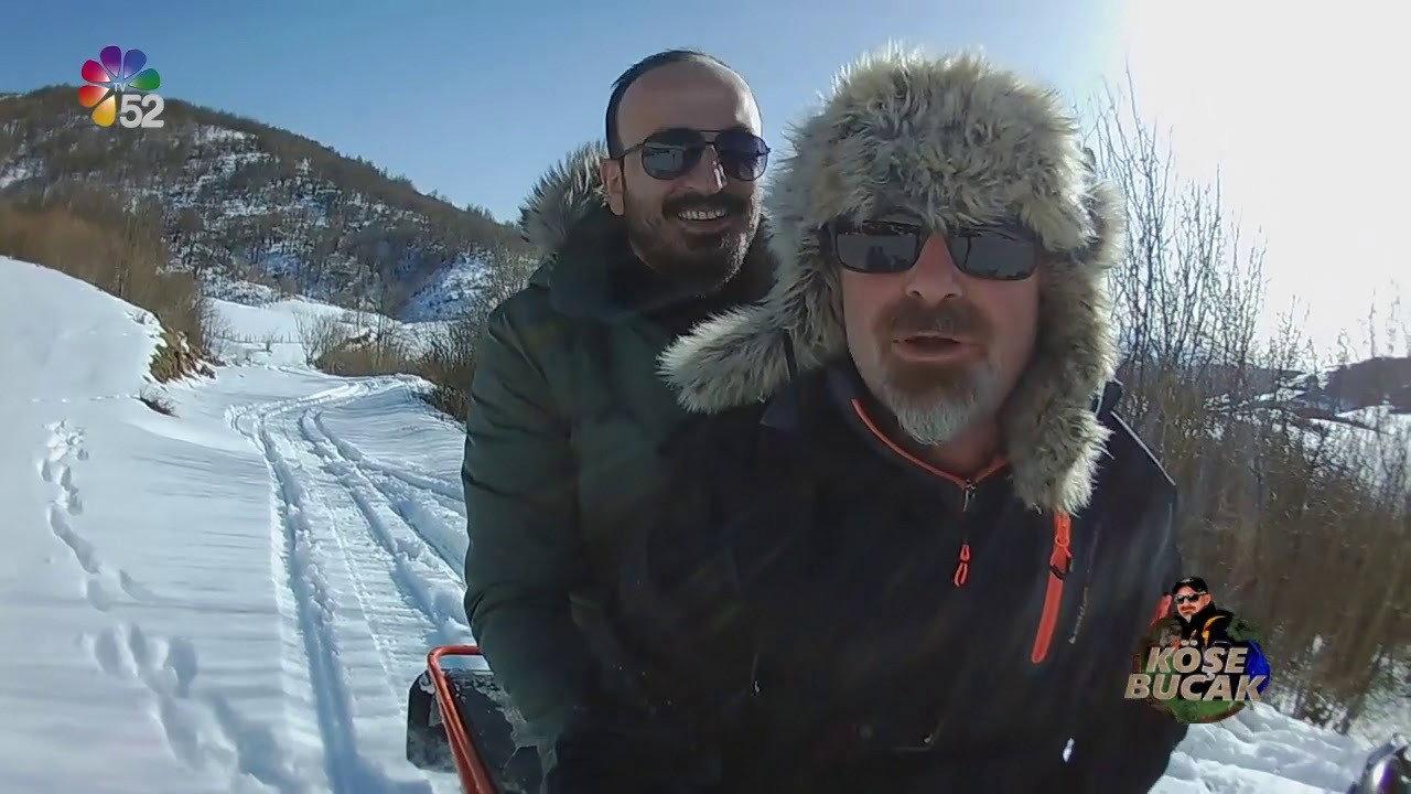 Köşe Bucak backdrop