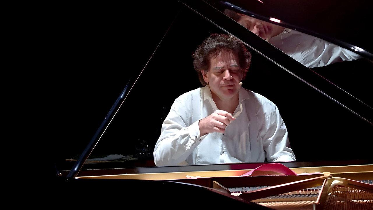 Le pianiste aux 50 doigts backdrop