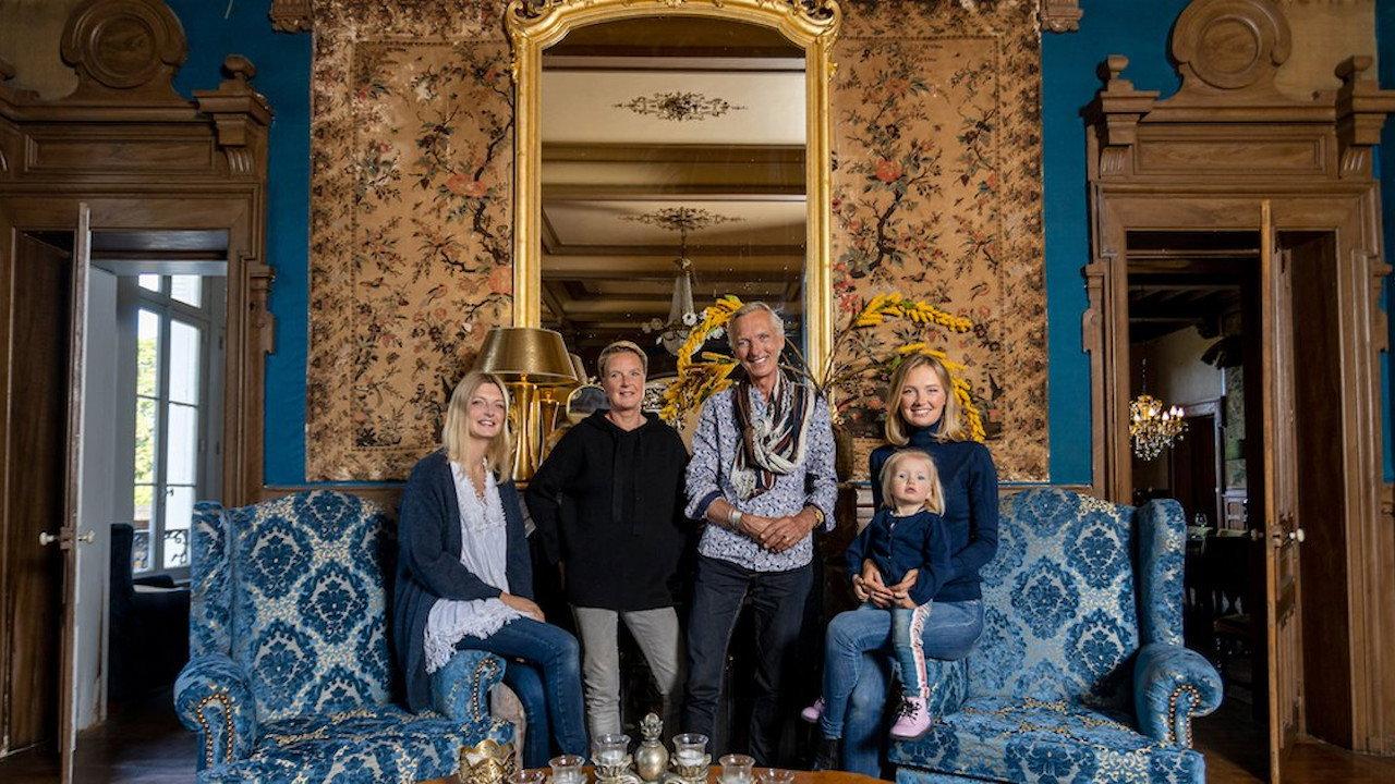 Chateau Meiland backdrop