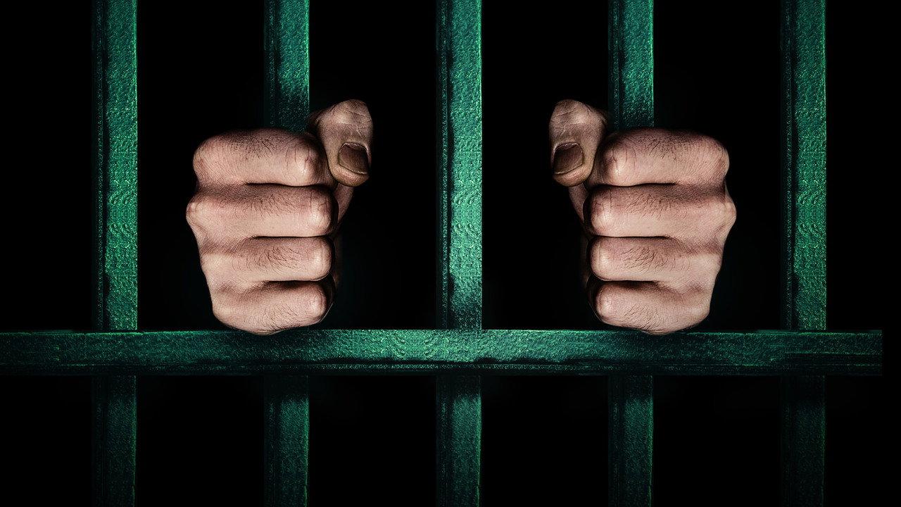 Behind Bars: The World's Toughest Prisons backdrop
