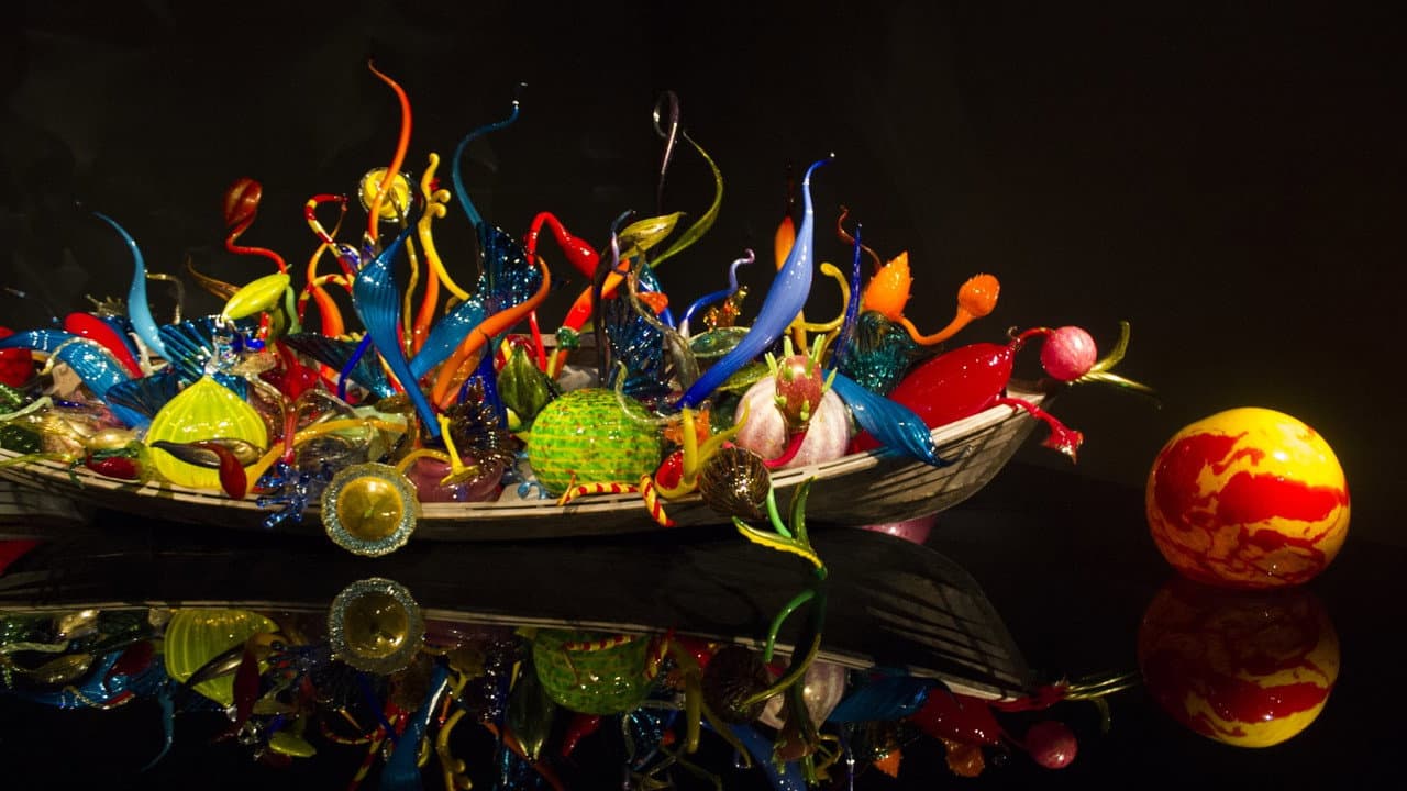 Chihuly Short Cuts III backdrop