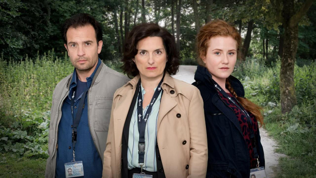Suspects backdrop