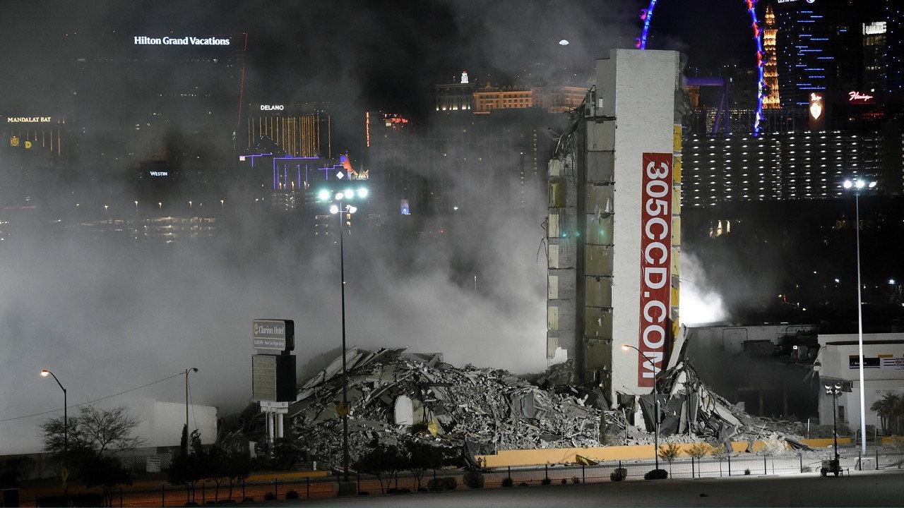 Construction Fails backdrop