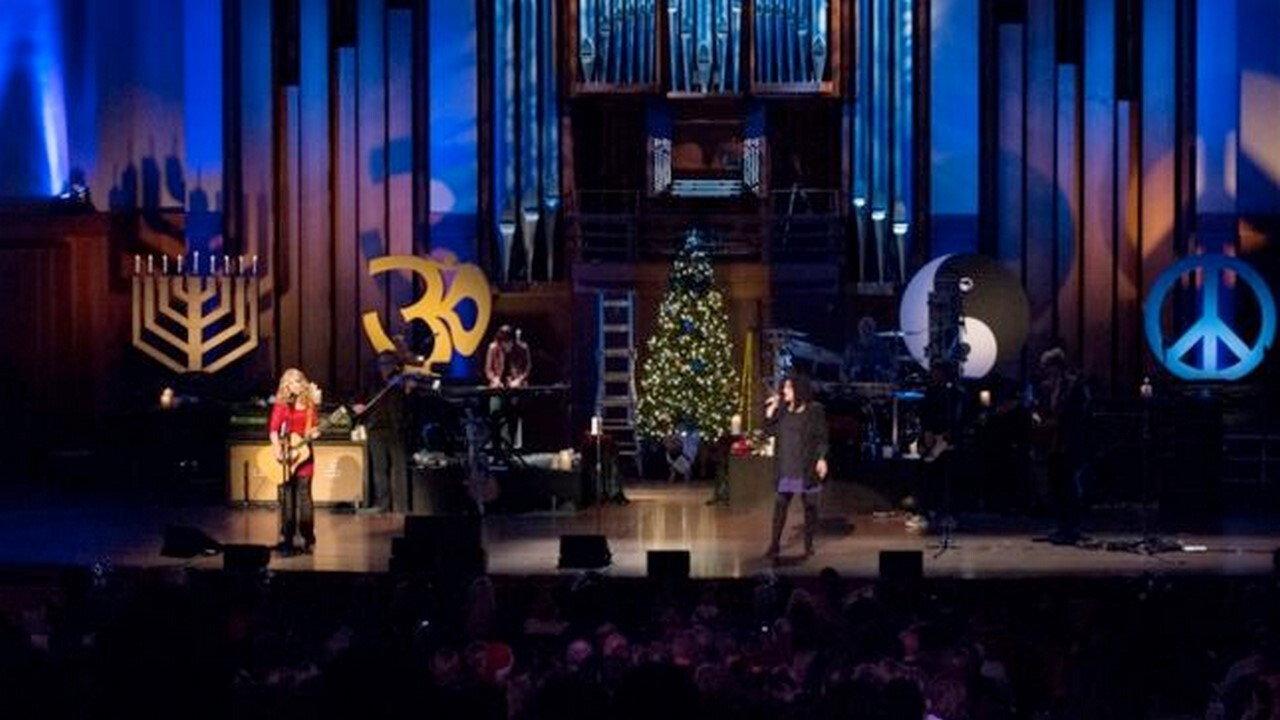 Heart and Friends - Home For The Holidays backdrop