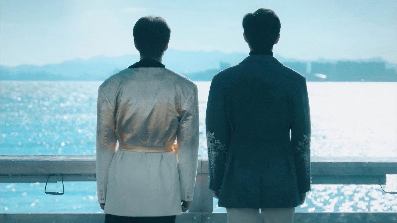 在地球与宿敌互撩的日子 backdrop