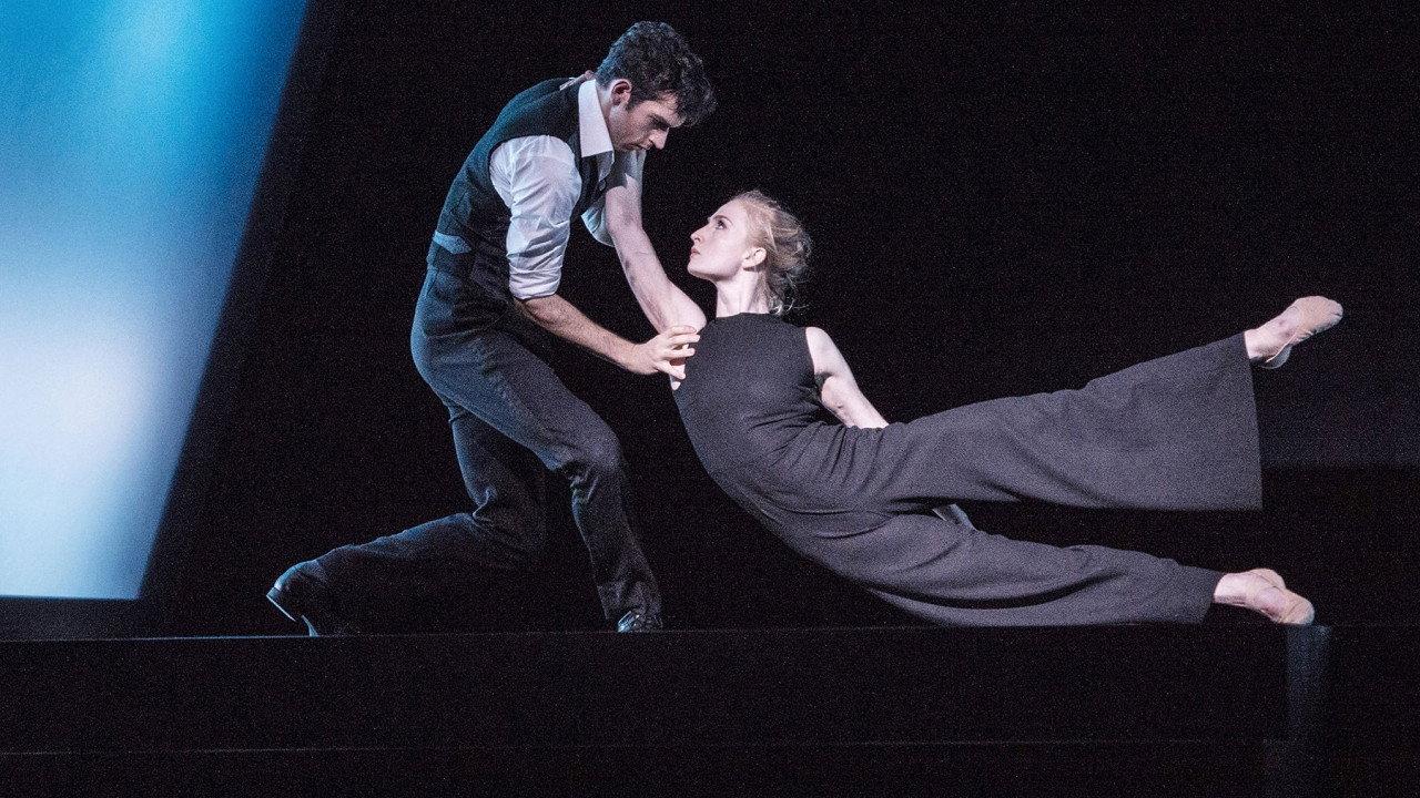 Hedda Gabler - The Norwegian National Ballet backdrop
