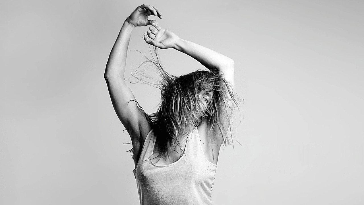 Andréa Bescond - Les Chatouilles ou La Danse de la colère backdrop