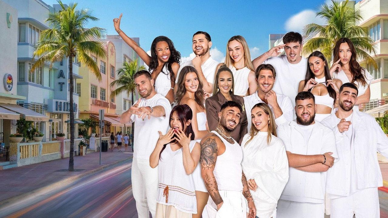 Les Anges backdrop
