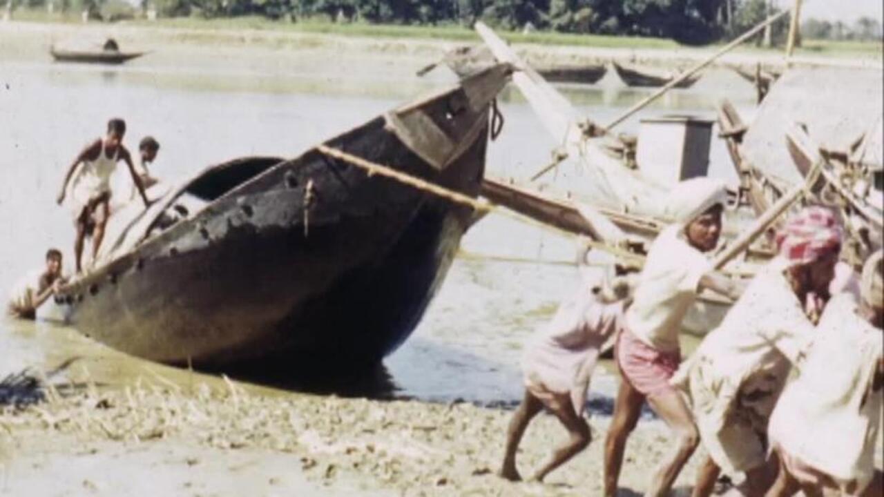 Boat Repairs - Sunderbans backdrop