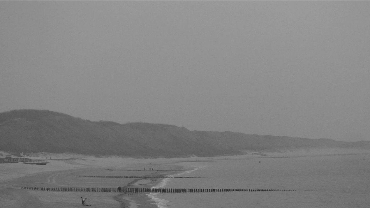 Broken Harbors backdrop