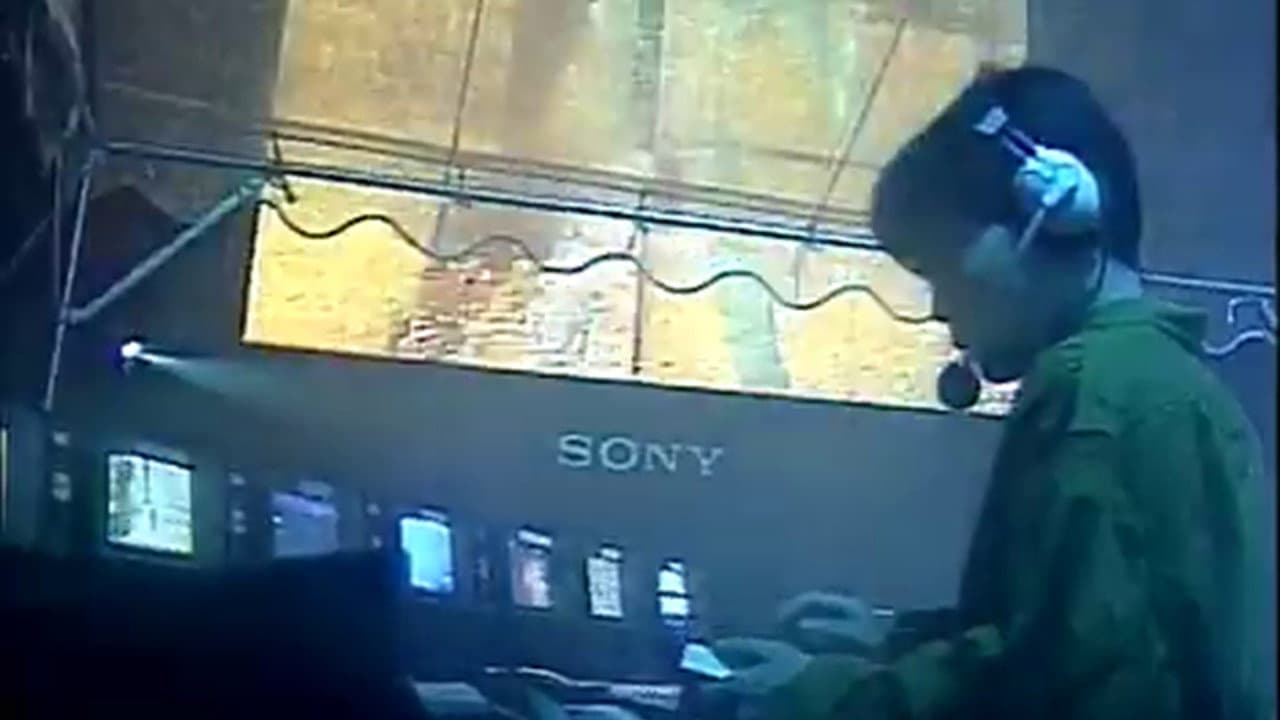 TV WAR backdrop