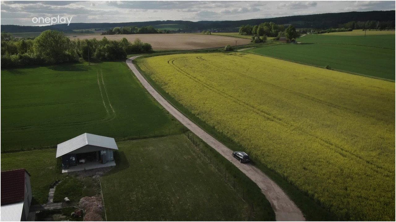Případ Janákovi backdrop