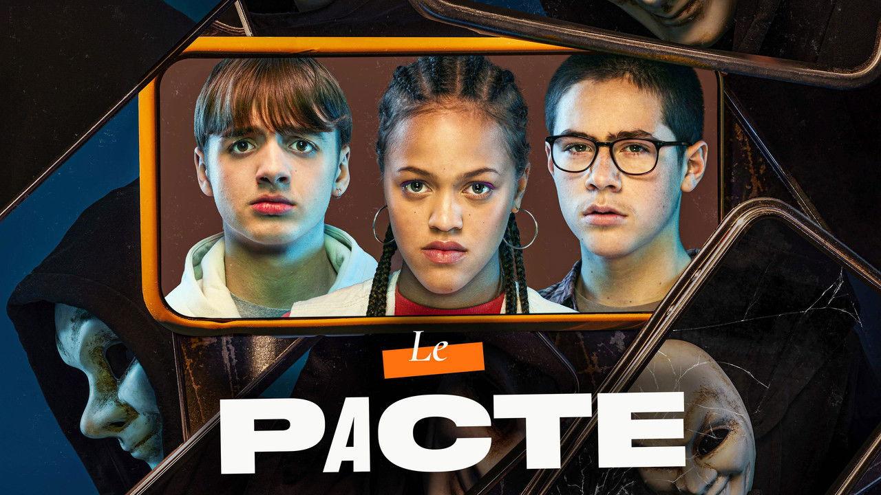 Le pacte backdrop
