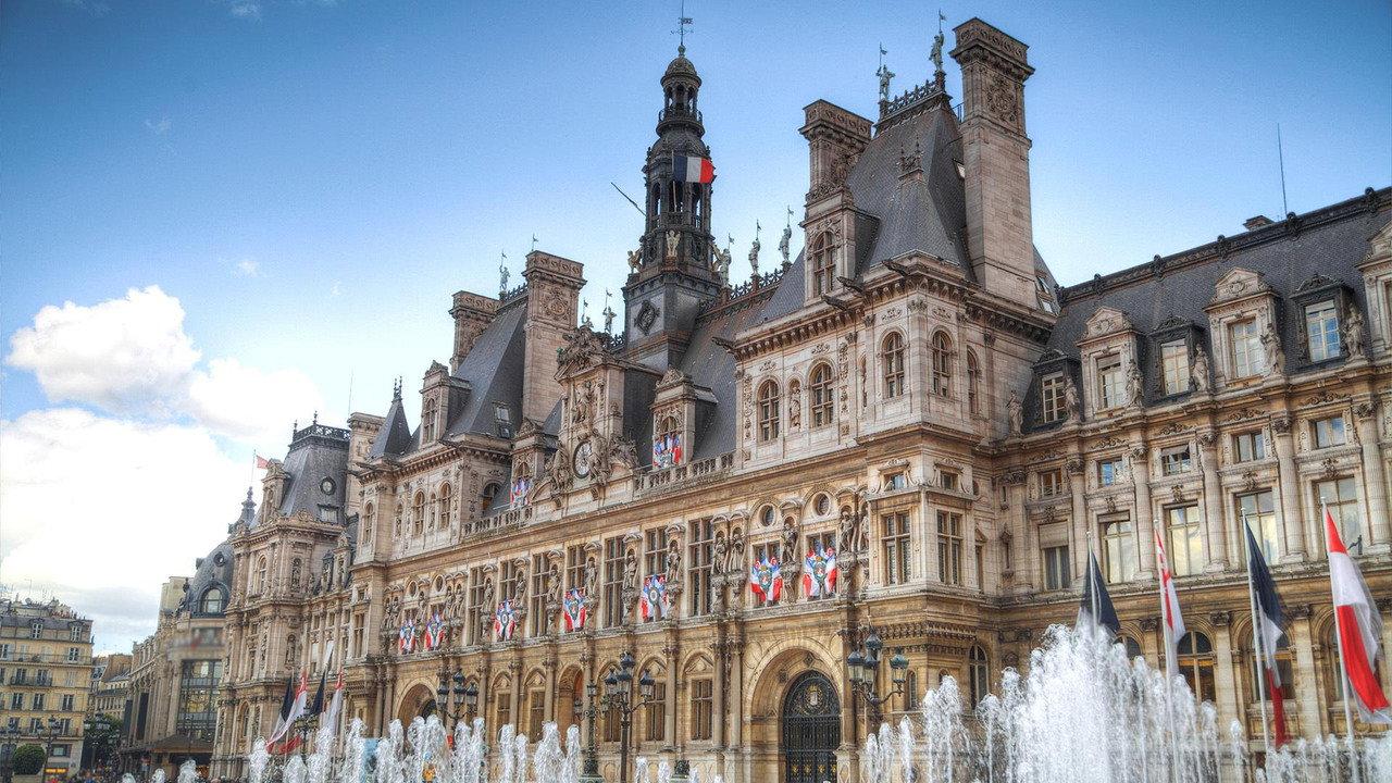 L'Hôtel de ville : Mégastructure parisienne backdrop