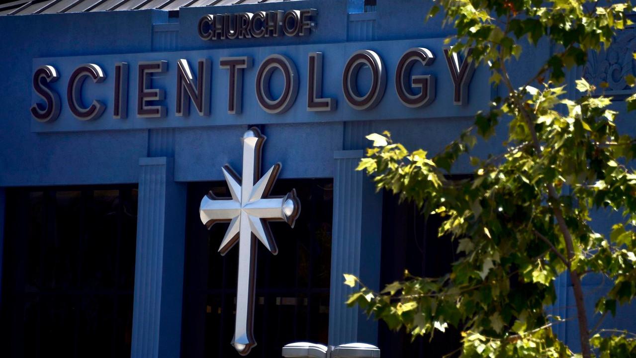 Die Spitzel von Scientology backdrop