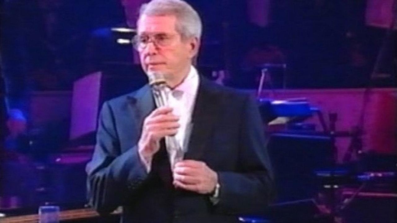 Perry Como's Irish Christmas backdrop