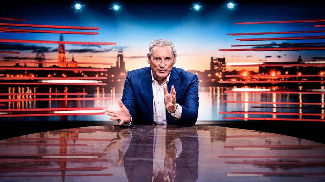 De Tafel Van... backdrop