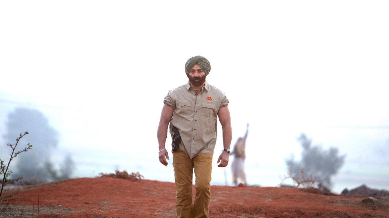 Singh Saab the Great backdrop
