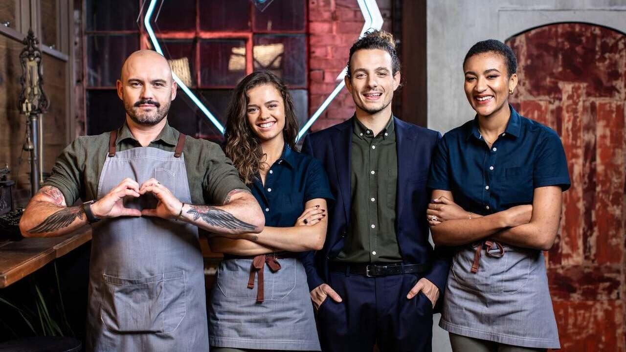 First Dates Australia backdrop