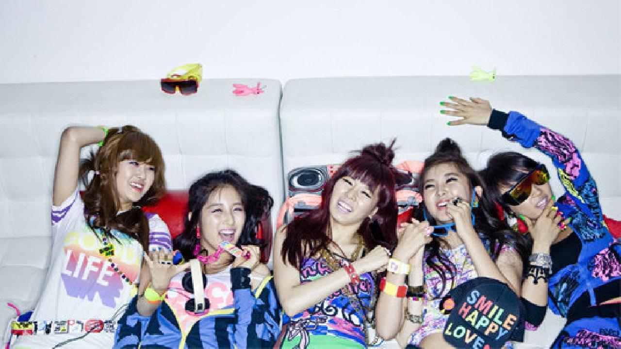 MTV 4Minute backdrop