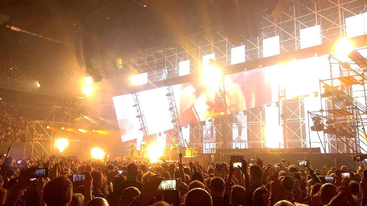 Kensington Ziggo Dome backdrop