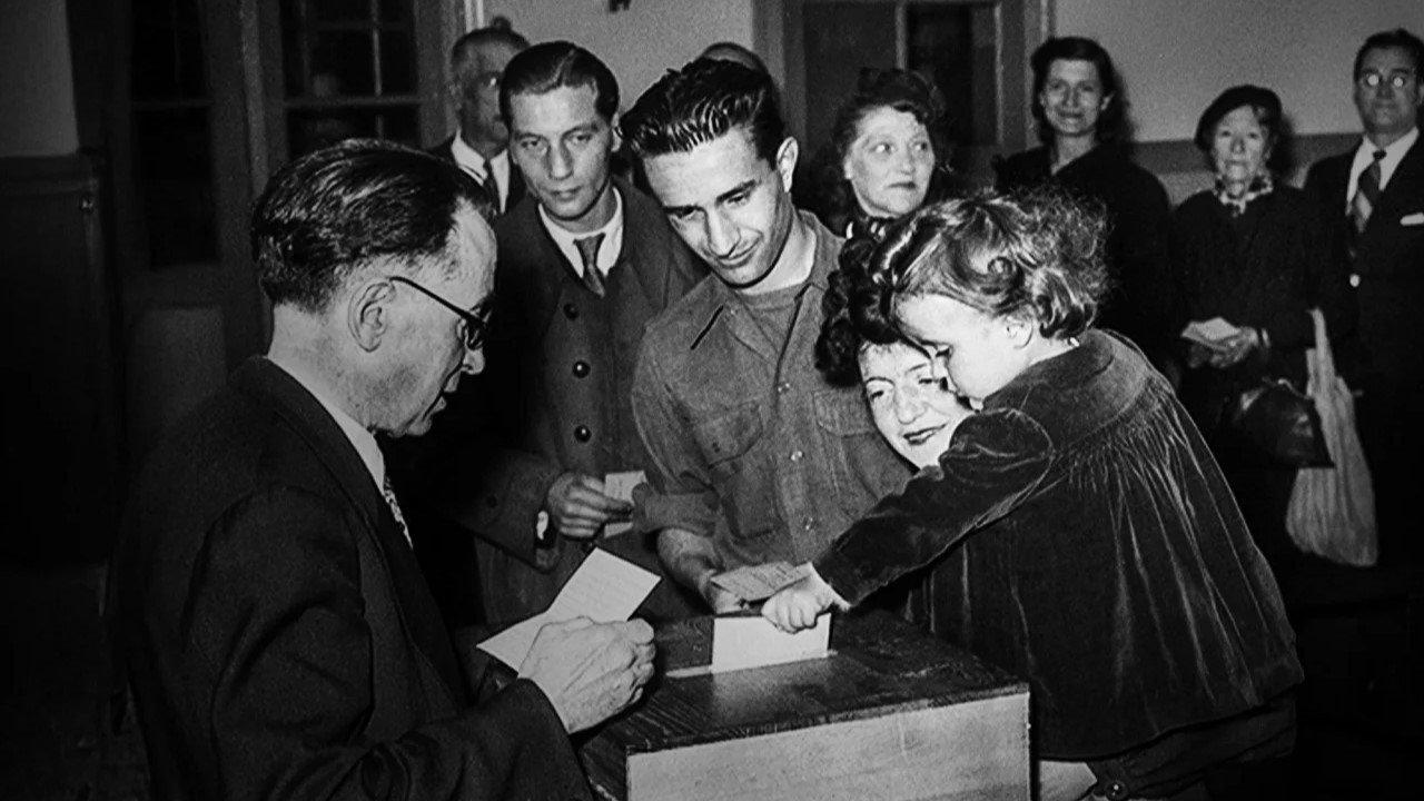 Femmes à l'Assemblée : histoire d'un combat backdrop