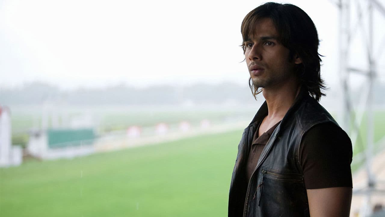 Kaminey backdrop