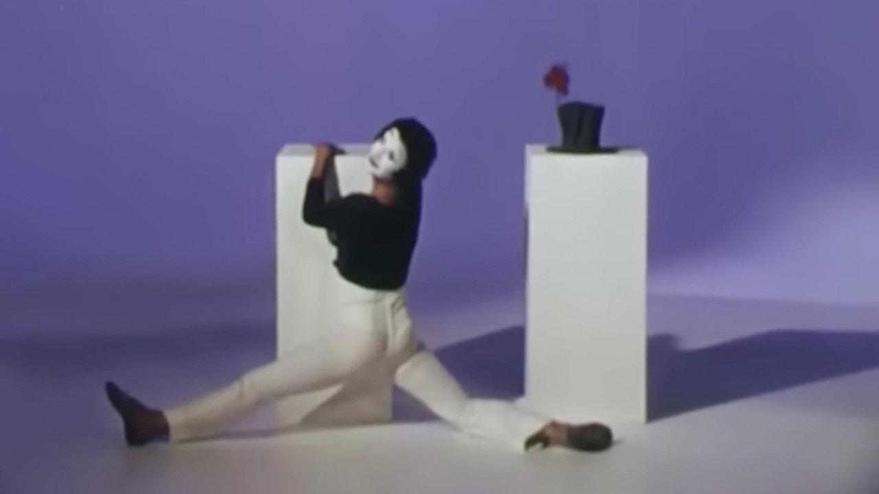 Bip as a Skater backdrop