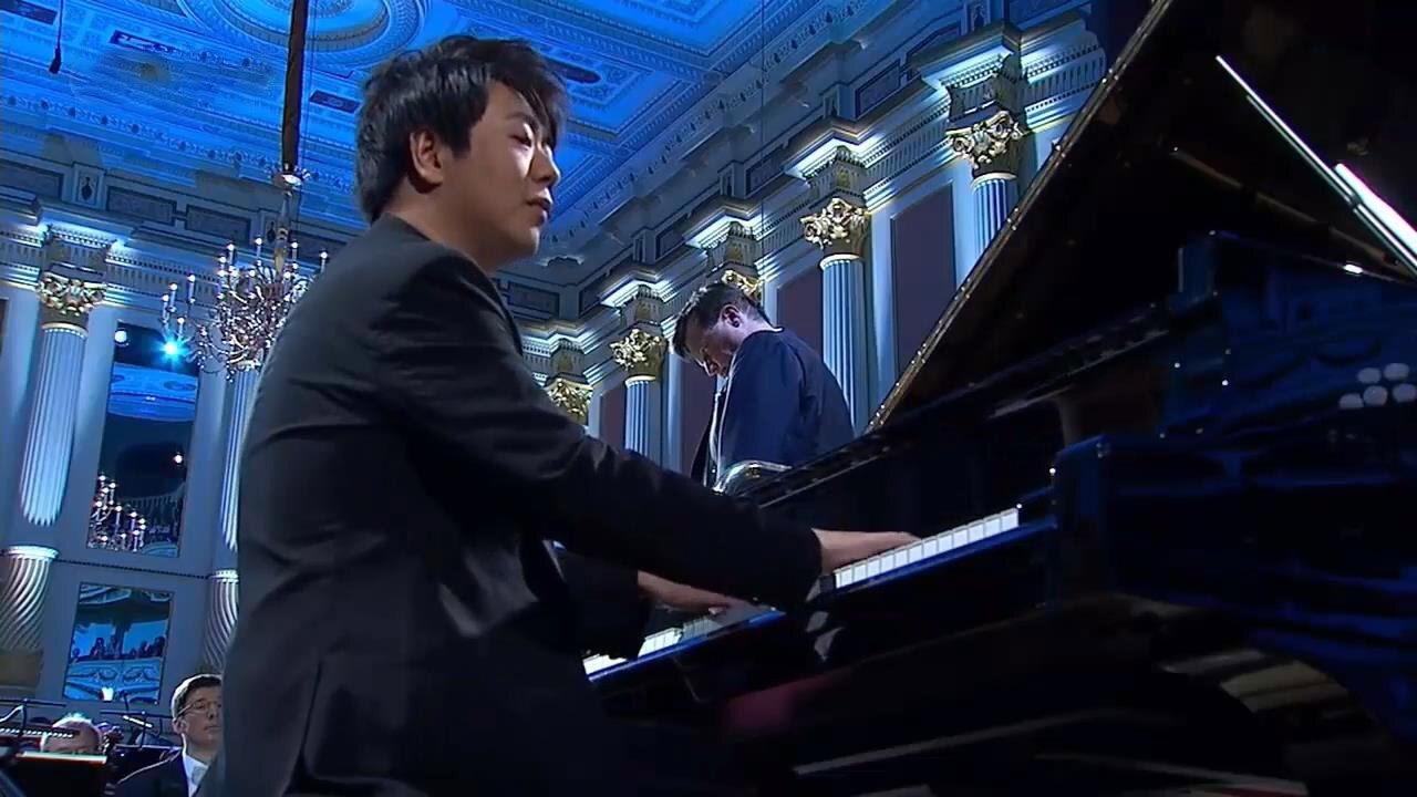 Lang Lang - Live in Vienna backdrop