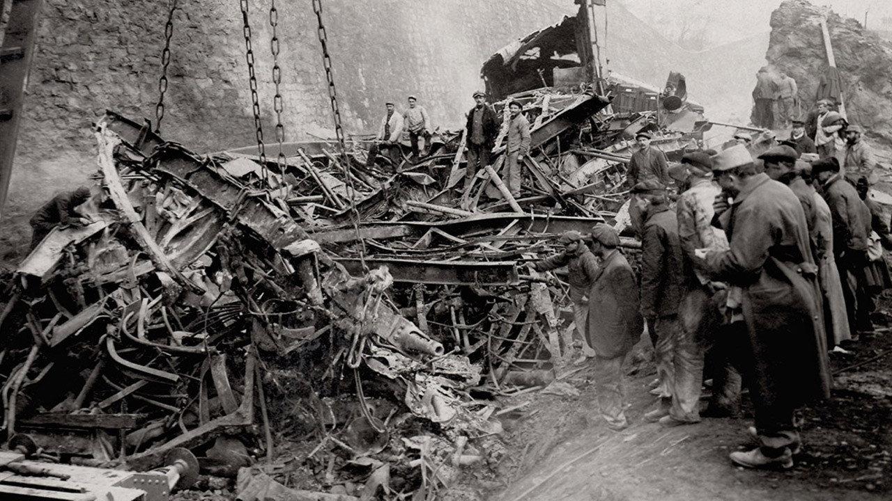 1917, The Train from Hell backdrop
