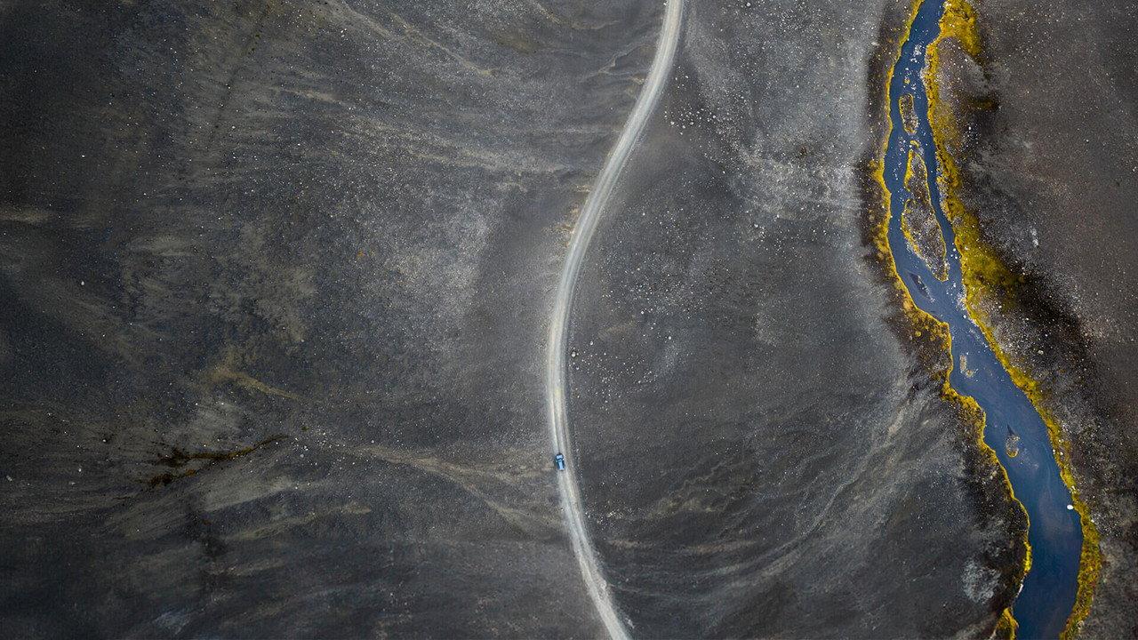 Iceland: Lost in the Desert backdrop