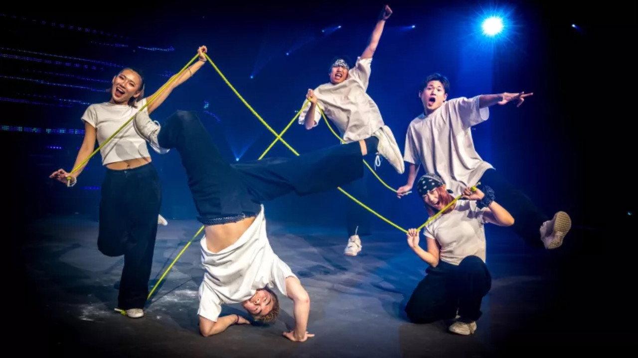 Le Cirque Phénix - 25 ans backdrop