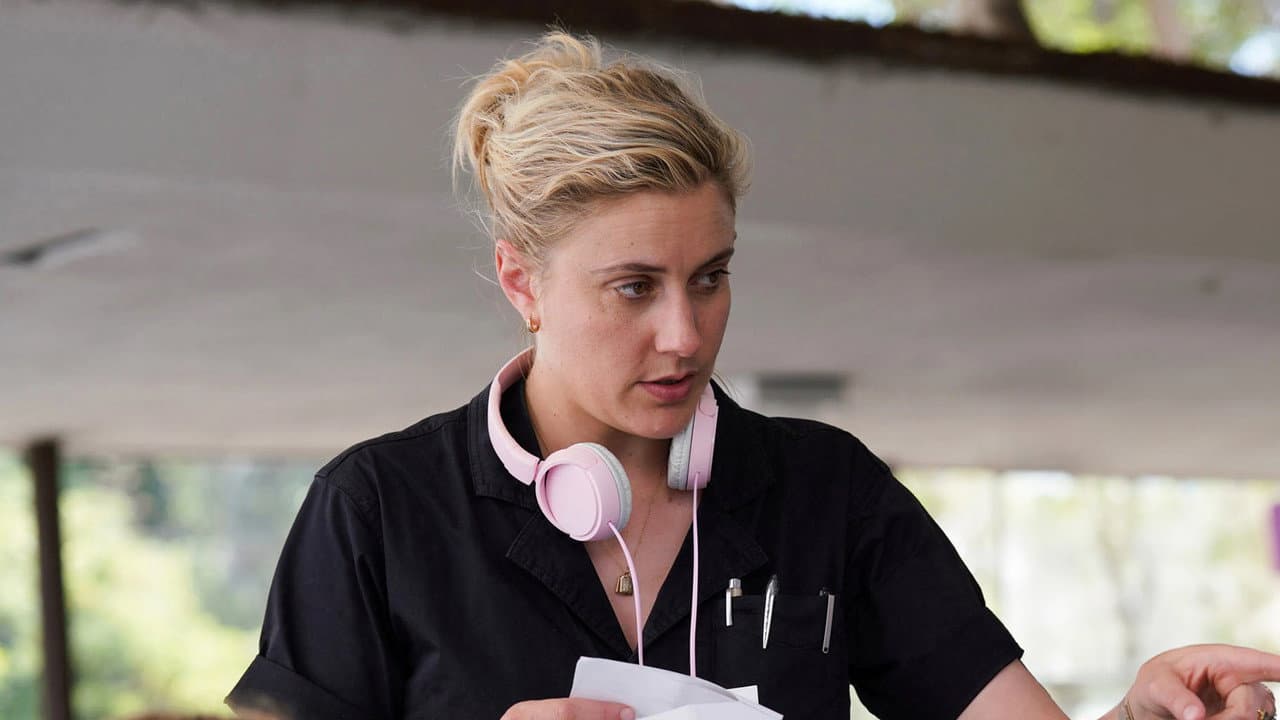 Greta Gerwig, la vie en rose backdrop