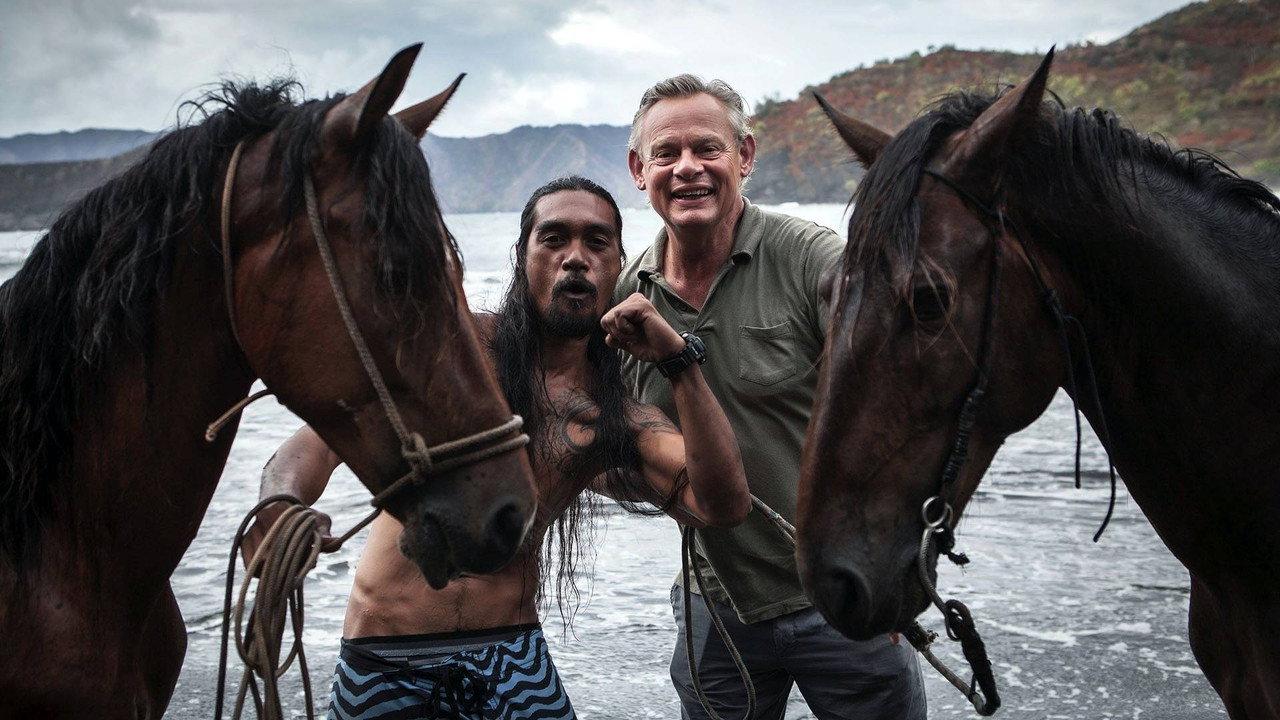 Martin Clunes: Islands of the Pacific backdrop