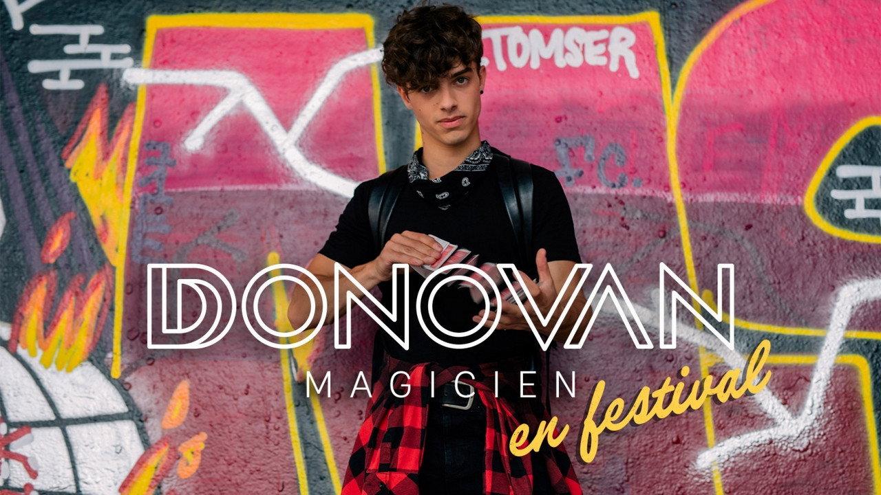 Donovan Magicien : En festival backdrop