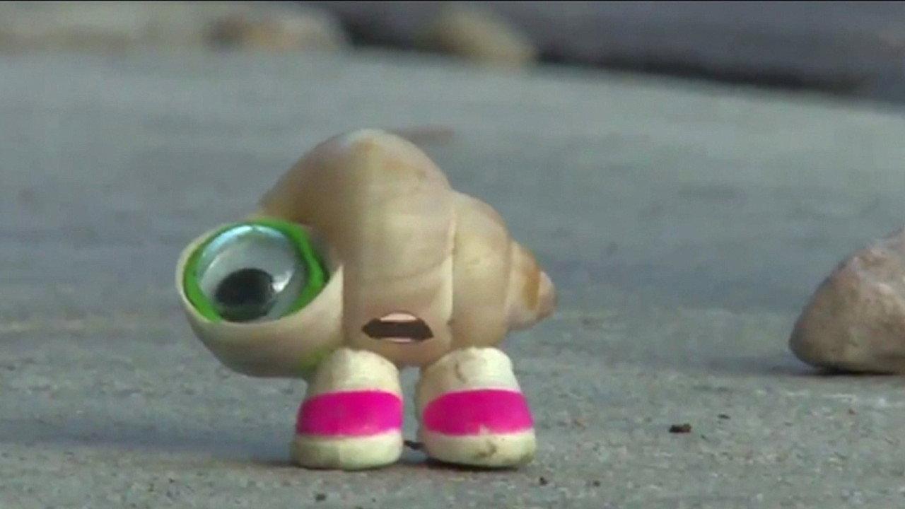 Marcel the Shell with Shoes On backdrop