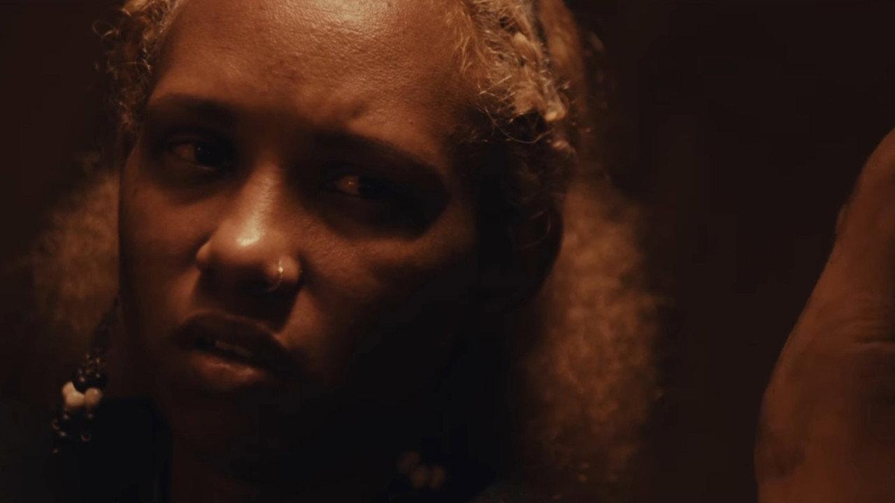 Allô de là backdrop