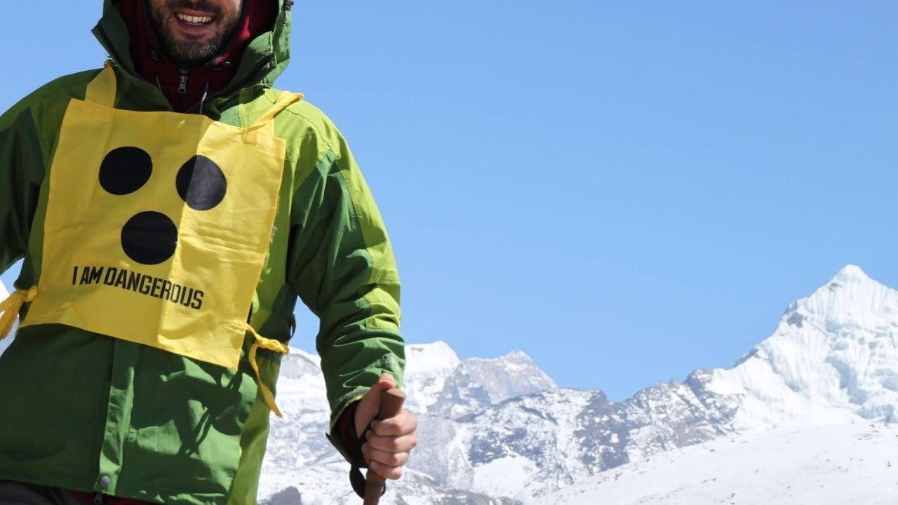 #YellowTheWorld - Everest Edition backdrop