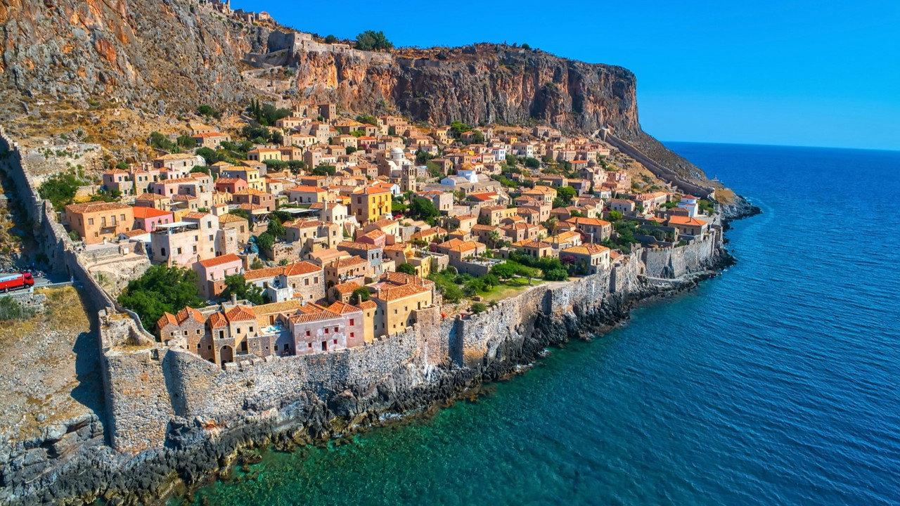 Péloponnèse, la Grèce authentique backdrop