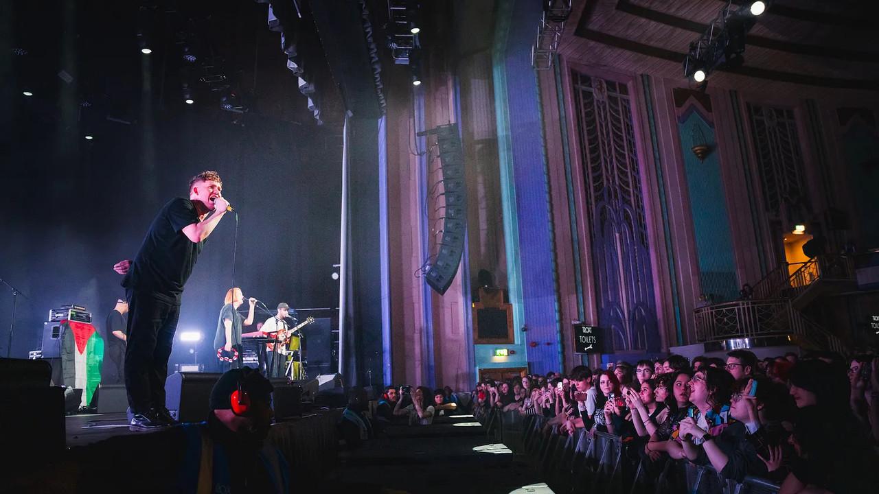 Los Campesinos! Live at Troxy backdrop