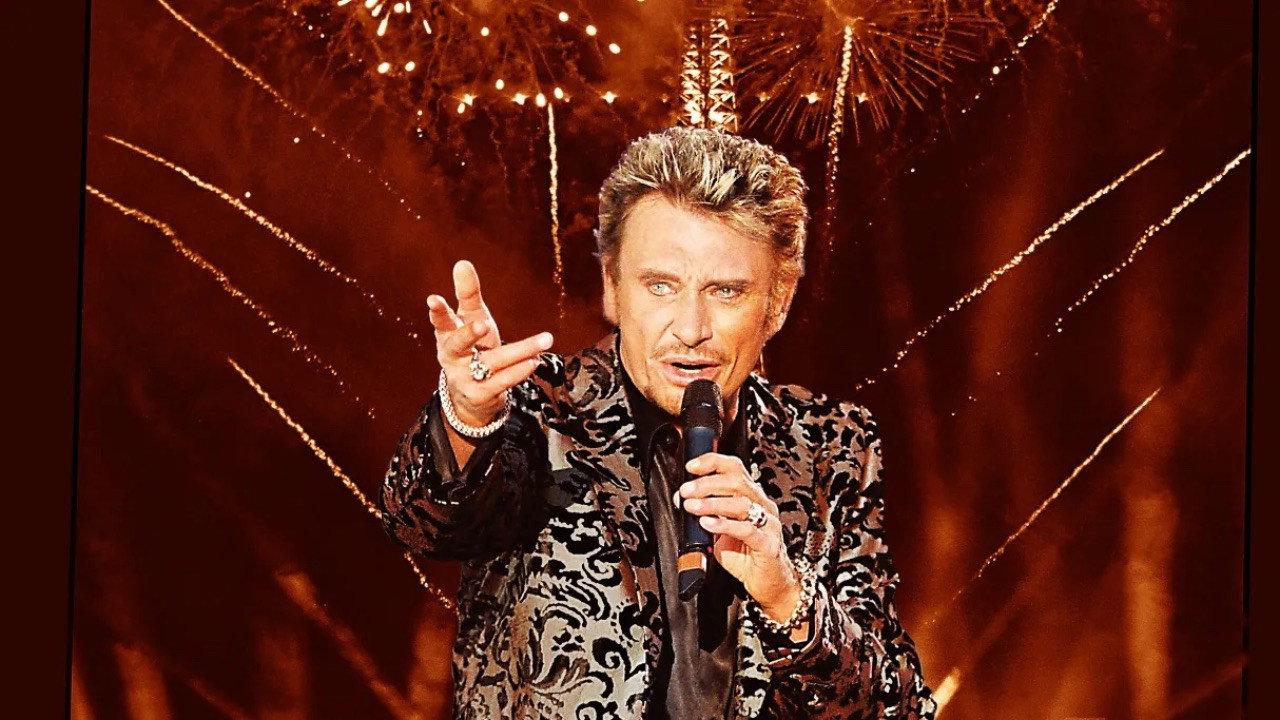 Johnny Hallyday - Live à la Tour Eiffel backdrop