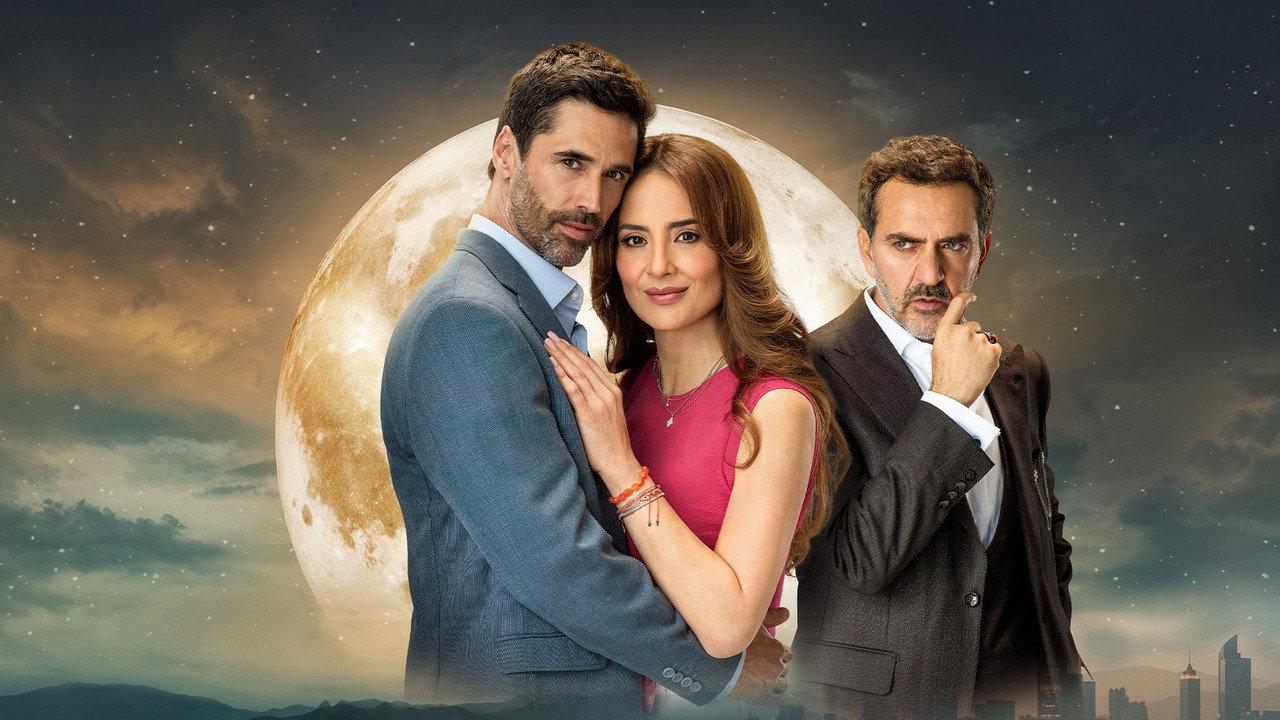 El Renacer de Luna backdrop