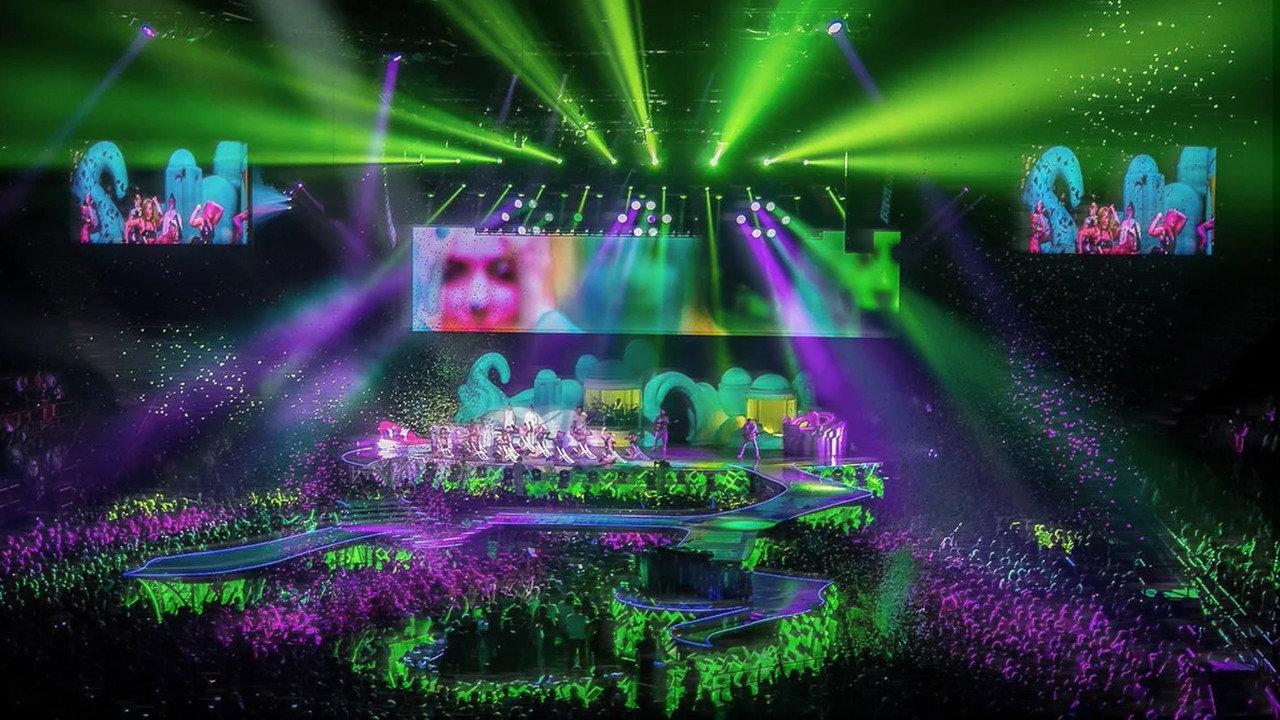 Lady Gaga's artRAVE - The ARTPOP Ball backdrop