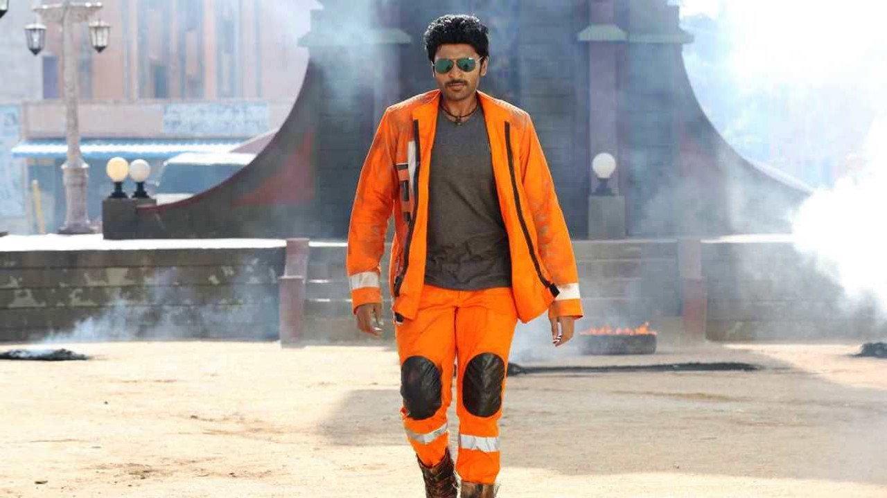 Neruppu Da backdrop
