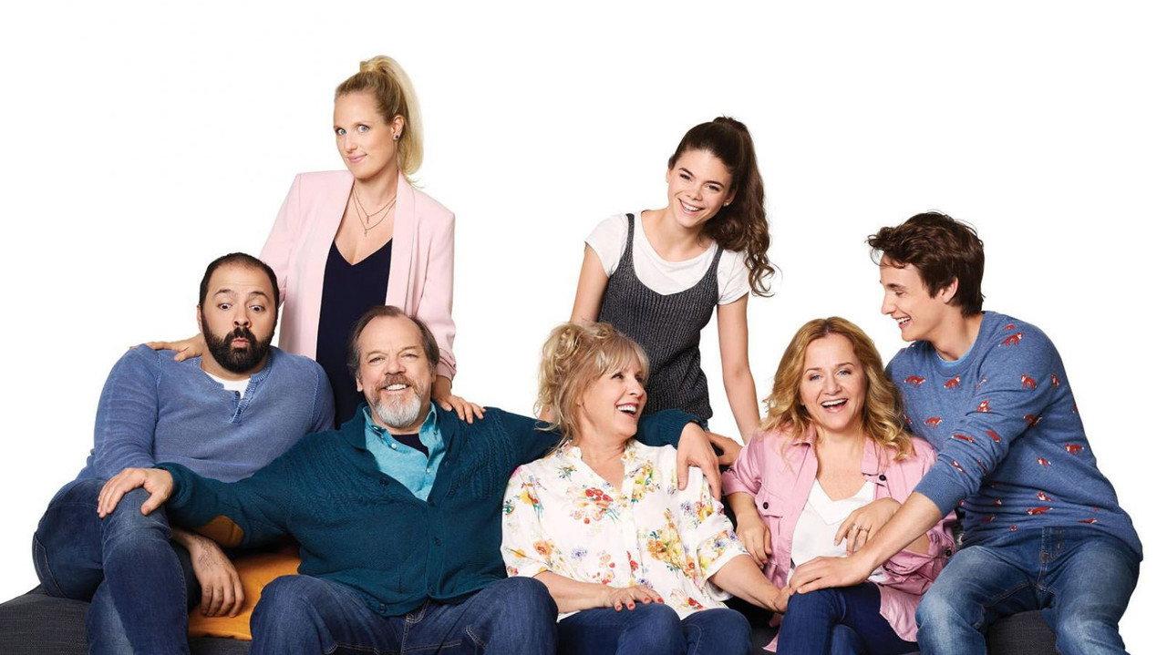 En famille backdrop