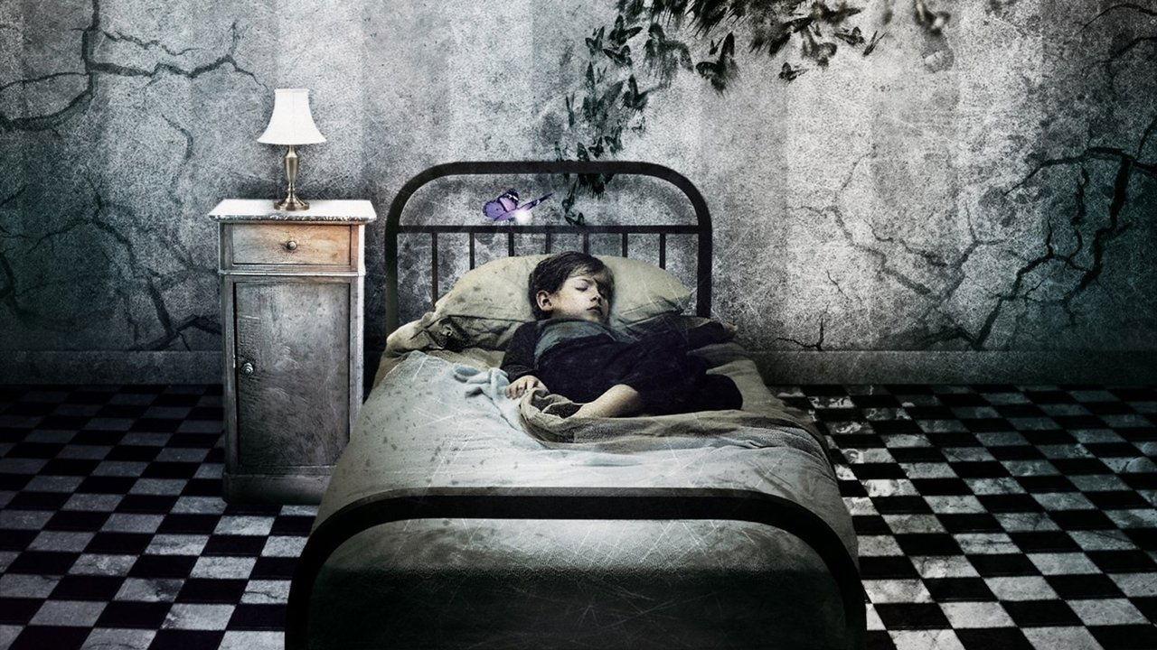 Before I Wake backdrop