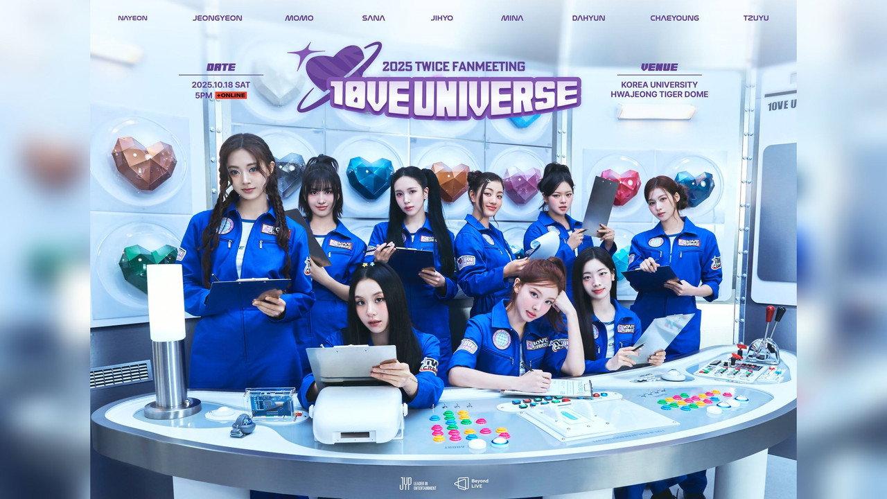 Beyond Live - 2025 TWICE FANMEETING [10VE UNIVERSE] backdrop