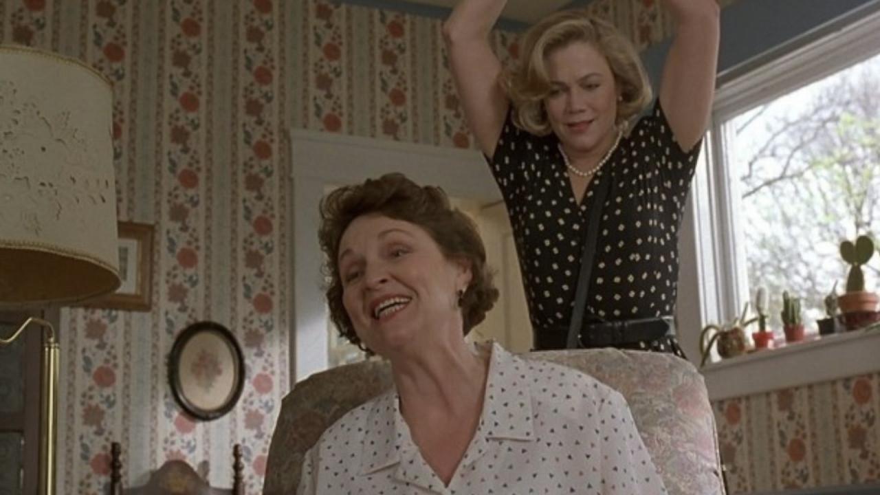 Serial Mom backdrop