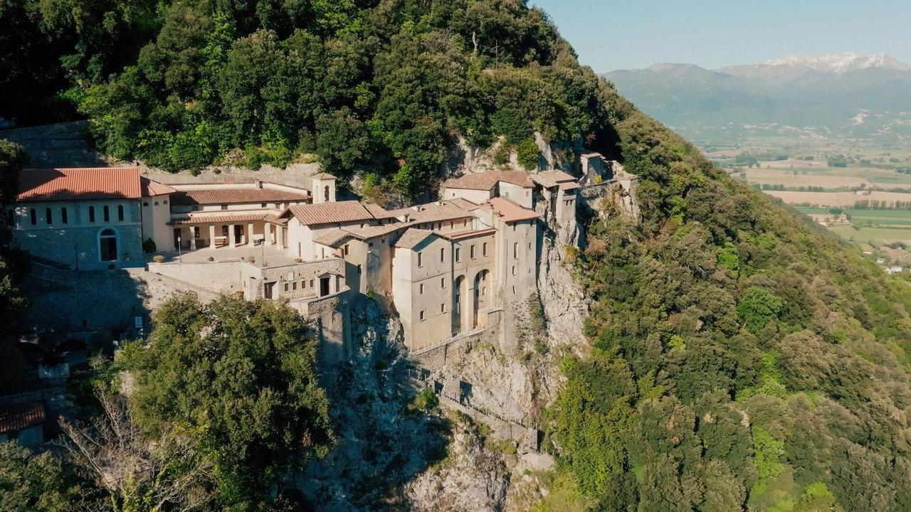 Franz von Assisi - Der Grenzgänger backdrop